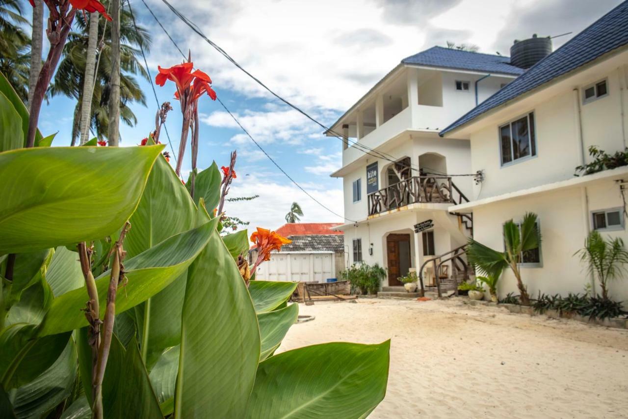 Kite&Active Guesthouse Paje Exterior foto